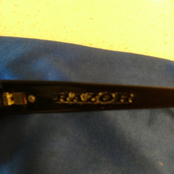 Quicksilver red sunglasses - Picture 4 of 4